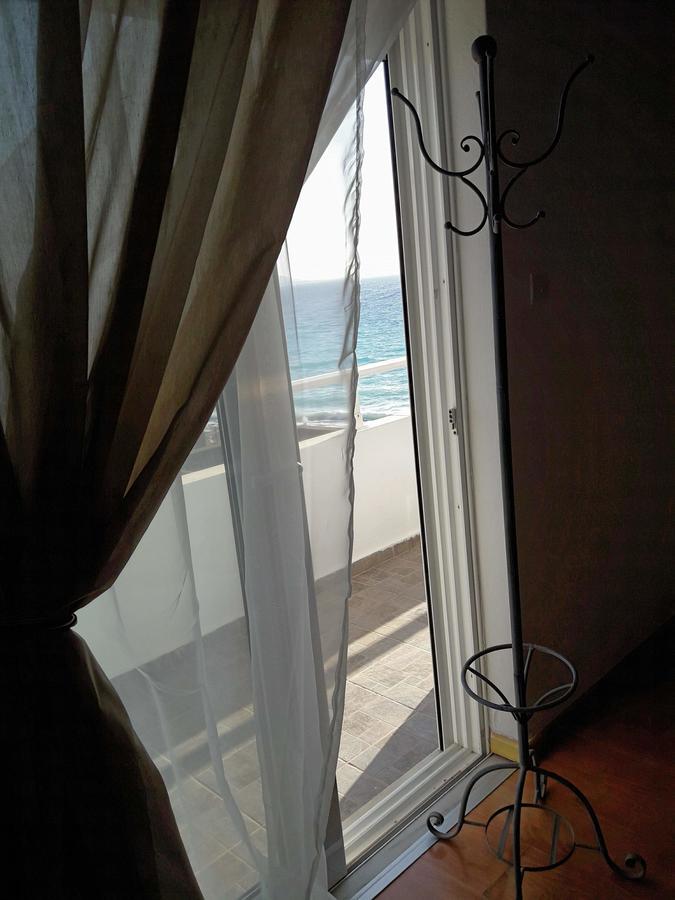 Апартаменты A Unique Seaside View!!! Родос Экстерьер фото